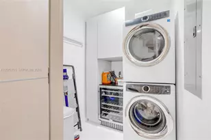 851 NE 1st Ave, Miami, FL 33132 - Photo 13