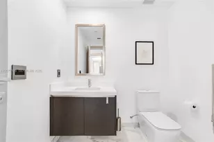 851 NE 1st Ave, Miami, FL 33132 - Photo 19