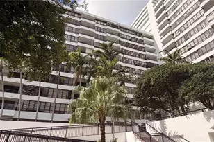 500 Three Islands Boulevard, Hallandale Beach, FL 33009 - Photo 15