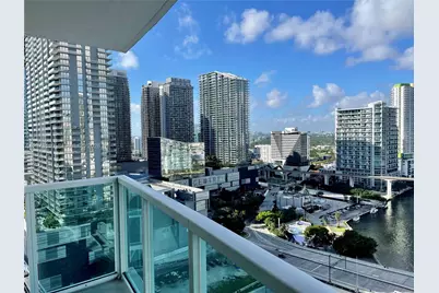 31 SE 5th St #2805, Miami, FL 33131 - Photo 15