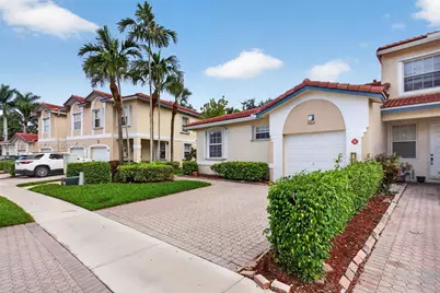 11641 NW 47th Dr, Coral Springs, FL 33076 - Photo 3