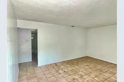 2721 S Avenue S #C2, Riviera Beach, FL 33404 - Photo 3