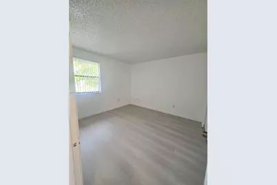 20105 NE 3rd Ct #6, Miami, FL 33179 - Photo 11