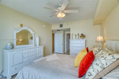815 NW Flagler Ave #305, Stuart, FL 34994 - Photo 7