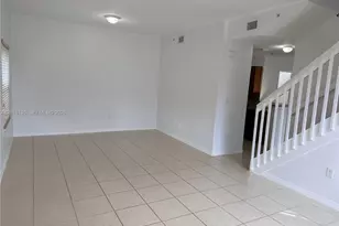 14377 SW 11th St, Pembroke Pines, FL 33027 - Photo 5