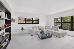 200 Golden Isles Dr, Hallandale Beach, FL 33009 - Photo 17