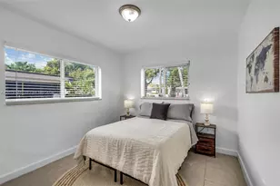 1021 NW 23rd Ave, Miami, FL 33125 - Photo 11
