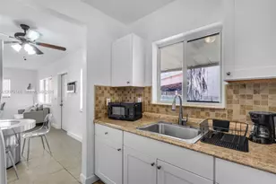 1021 NW 23rd Ave, Miami, FL 33125 - Photo 9