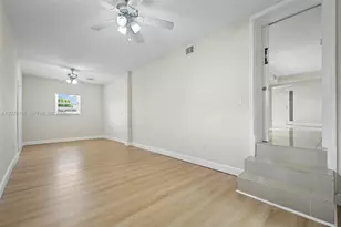 292 E 55th St, Hialeah, FL 33013 - Photo 21