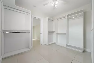 292 E 55th St, Hialeah, FL 33013 - Photo 17