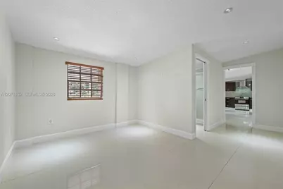 292 E 55th St, Hialeah, FL 33013 - Photo 13