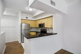 2941 NE 185th St, Miami, FL 33180 - Photo 7
