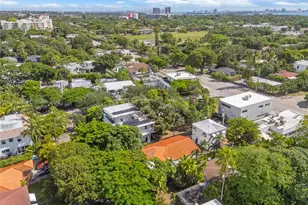 4727 NE 1st Ct, Miami, FL 33137 - Photo 29