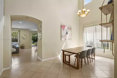 19143 Crystal St #19143, Weston, FL 33332 - Photo 7