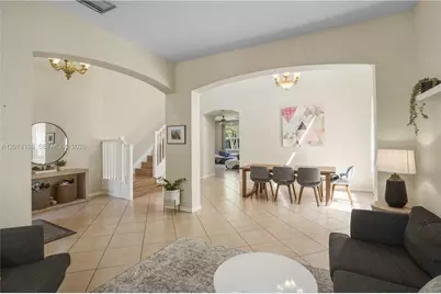 19143 Crystal St #19143, Weston, FL 33332 - Photo 5
