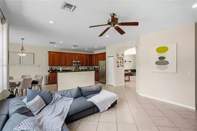 19143 Crystal St #19143, Weston, FL 33332 - Photo 15