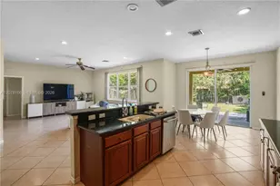 19143 Crystal St, Weston, FL 33332 - Photo 13