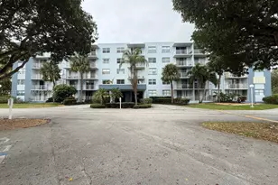500 Executive Center Dr, West Palm Beach, FL 33401 - Photo 1