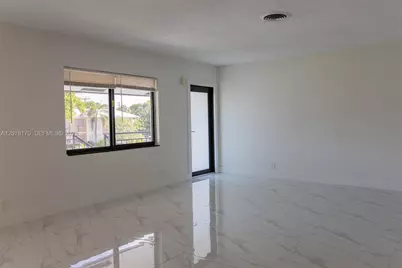 2140 NE 56 #12, Fort Lauderdale, FL 33308 - Photo 17