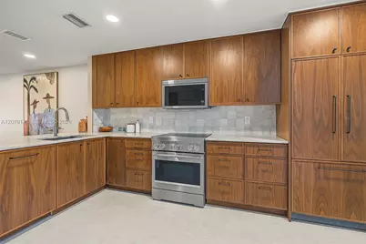 825 SE 2nd St #825, Fort Lauderdale, FL 33301 - Photo 1