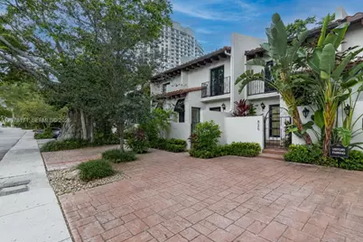 825 SE 2nd St #825, Fort Lauderdale, FL 33301 - Photo 5