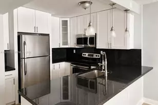 488 NW 165th St Rd, Miami, FL 33169 - Photo 1