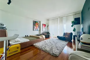 325 S Biscayne Blvd, Miami, FL 33131 - Photo 19