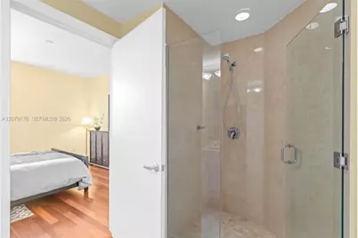 1060 Brickell Ave #2601, Miami, FL 33131 - Photo 25