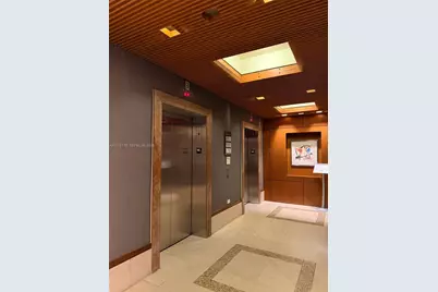1060 Brickell Ave #2601, Miami, FL 33131 - Photo 3