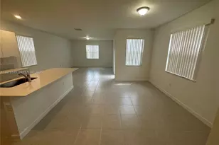 2382 NW 131st Cir, Miami, FL 33167 - Photo 5