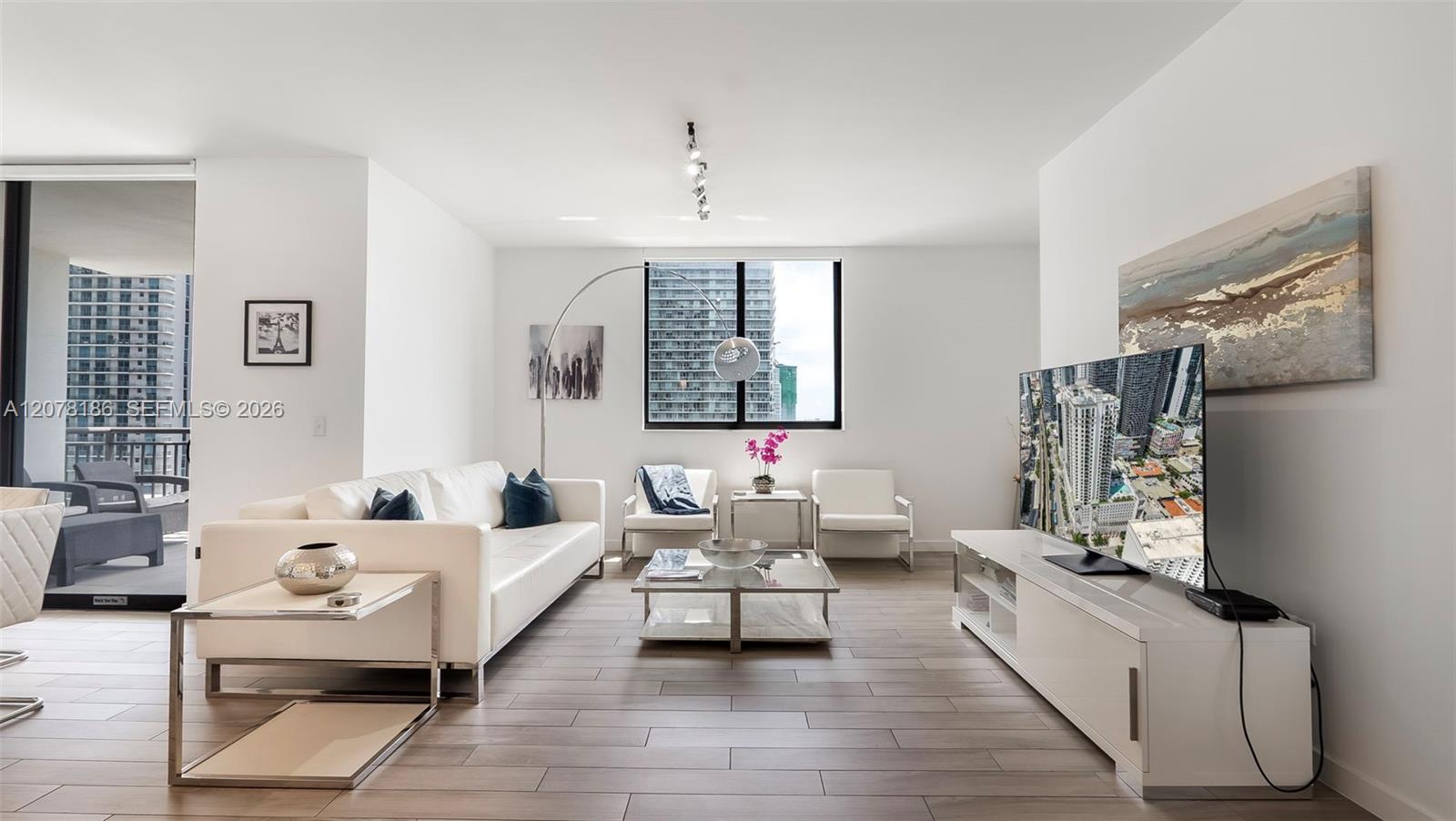 999 SW 1st Ave #2004 - 999 SW 1st Ave #2004, Miami, FL 33130 Luxury Property | Jose Angel Pina