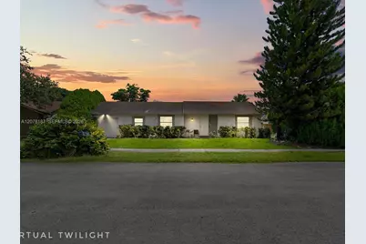 939 S Bluebird Ln, Homestead, FL 33035 - Photo 1