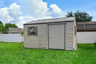 939 S Bluebird Ln, Homestead, FL 33035 - Photo 43