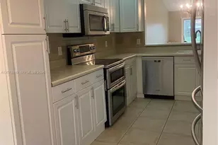 803 SW 119th Way, Davie, FL 33325 - Photo 5