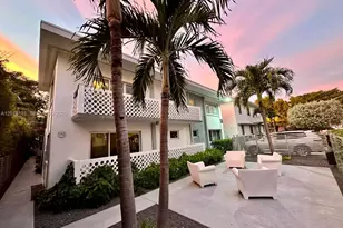 1100 10th St, Miami Beach, FL 33139 - Photo 1