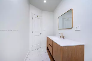 1003 NE 118th St, Biscayne Park, FL 33161 - Photo 23