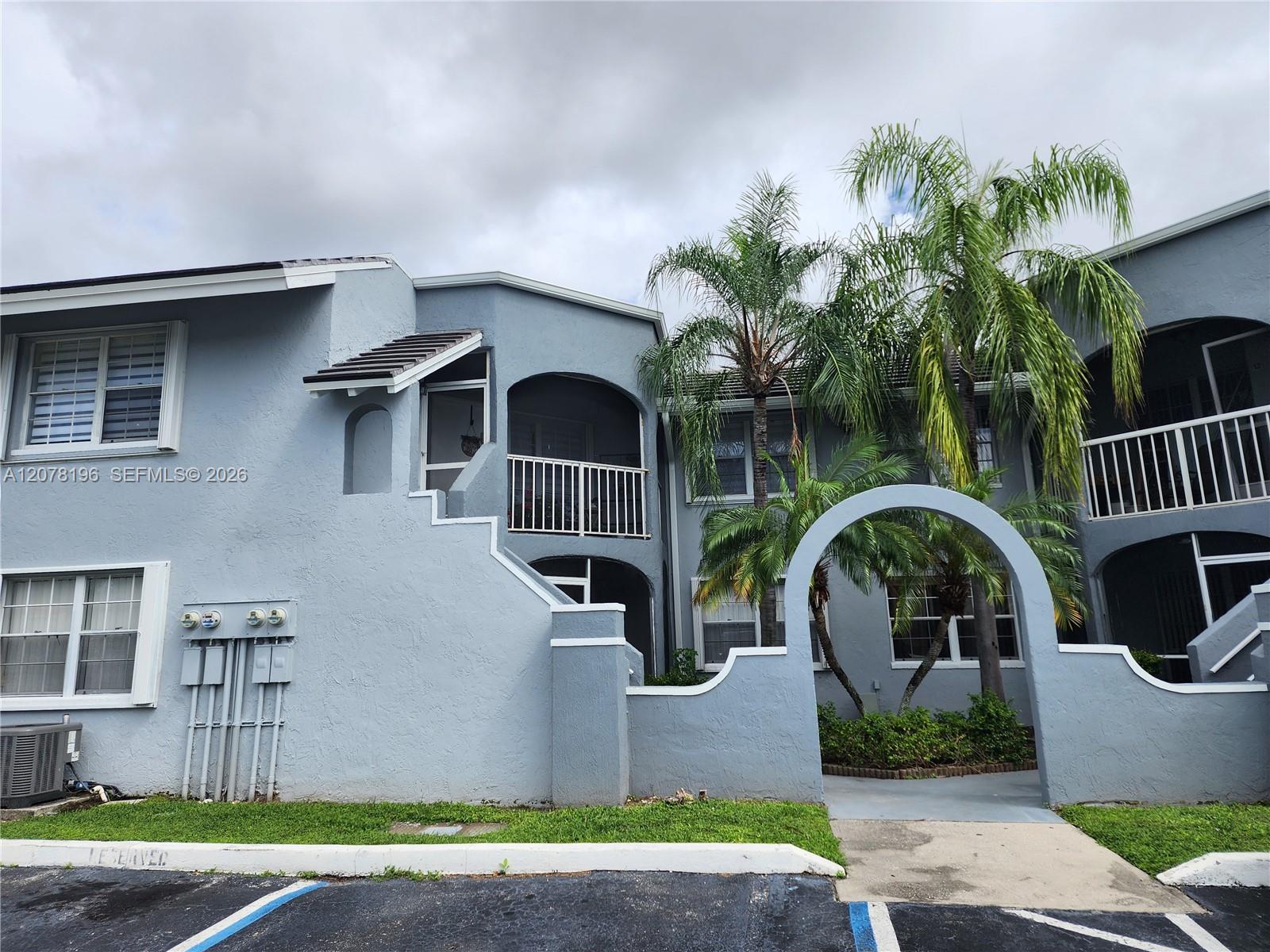 15615 SW 74th Cir Dr #13-2 - 15615 SW 74th Cir Dr #13-2, Miami, FL 33193 Luxury Property | Jose Angel Pina