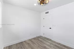 7606 N Miami Ave, Miami, FL 33150 - Photo 17