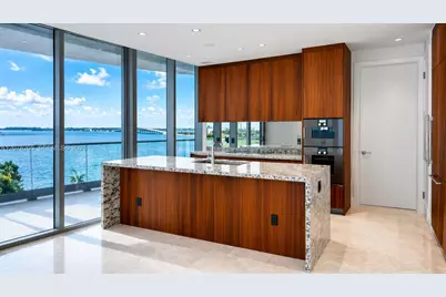 175 SE 25th Rd #504, Miami, FL 33131 - Photo 5