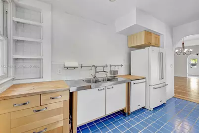 1031 SW 4th St, Fort Lauderdale, FL 33312 - Photo 13