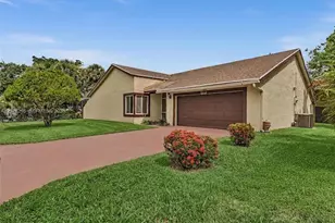 8813 Paradise Ct, Tamarac, FL 33321 - Photo 31