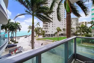 1331 Brickell Bay Dr, Miami, FL 33131 - Photo 1