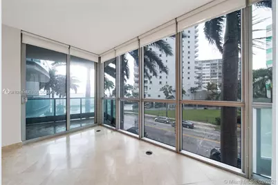 1331 Brickell Bay Dr #208, Miami, FL 33131 - Photo 5