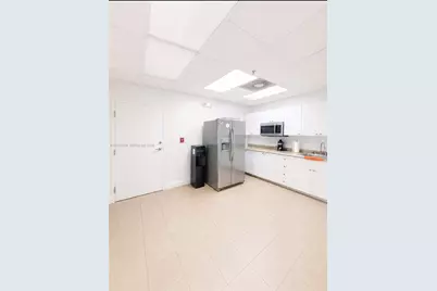 2250 NW 102nd Pl, Doral, FL 33172 - Photo 17