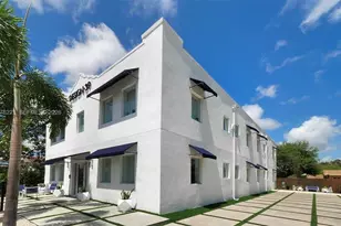 165 NW 39th St, Miami, FL 33127 - Photo 11
