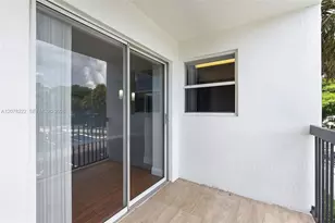7610 Westwood Dr, Tamarac, FL 33321 - Photo 27