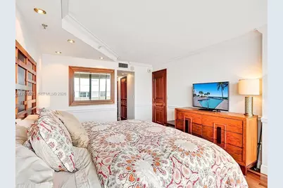 5757 Collins Ave #2004, Miami Beach, FL 33140 - Photo 35