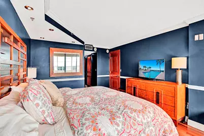 5757 Collins Ave #2004, Miami Beach, FL 33140 - Photo 39