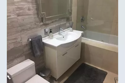 485 Brickell Ave #1811, Miami, FL 33131 - Photo 9