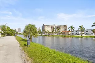1999 N Glades Dr, North Miami Beach, FL 33162 - Photo 15